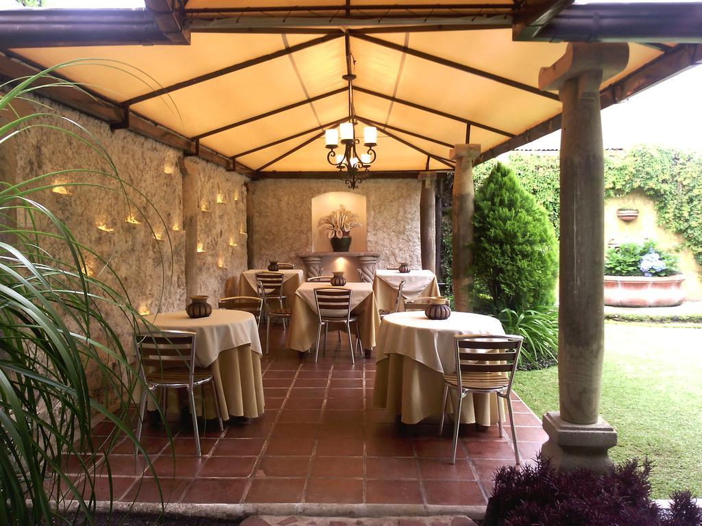Hostal Villa Toscana Guatemala City Exterior photo